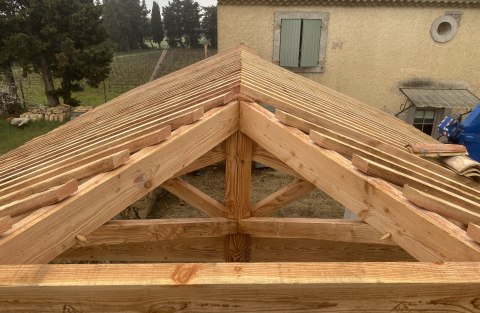 charpentier durrieux 84110 sablet vaucluse